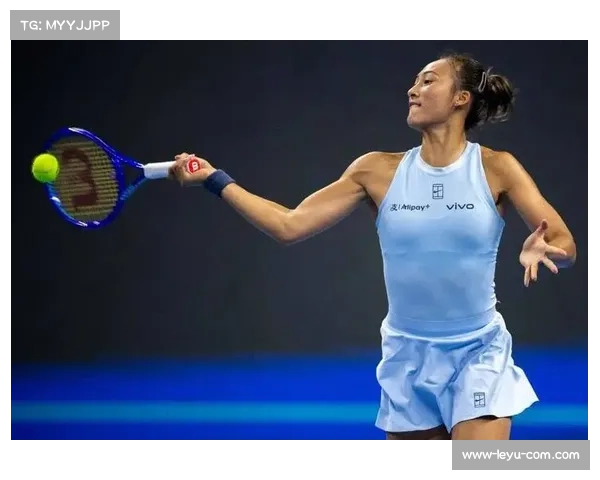 郑钦文复出首秀强势横扫阿朗戈直落两盘晋级中网女单第三轮