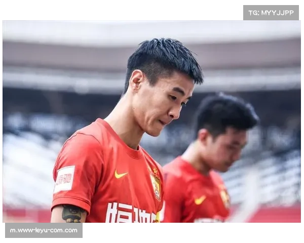 广州年轻球员经验：袁照耀最后时刻违例暴露细节缺失